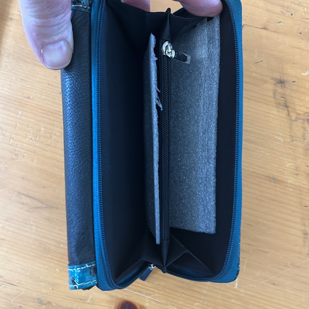 Ss Collection Wallet New Without Tags - image 3